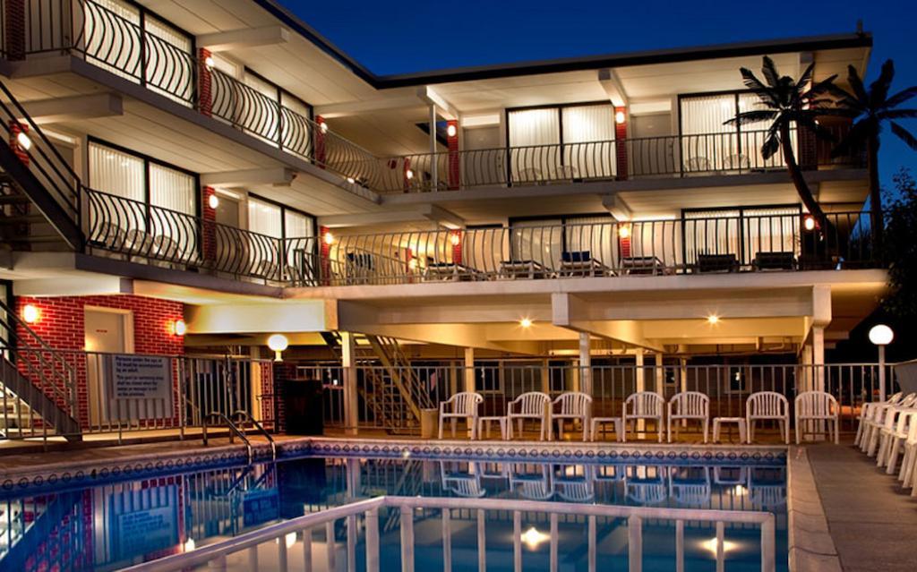 Heart Of Wildwood Boardwalk Motel Экстерьер фото